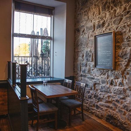 The Portree Hotel מראה חיצוני תמונה