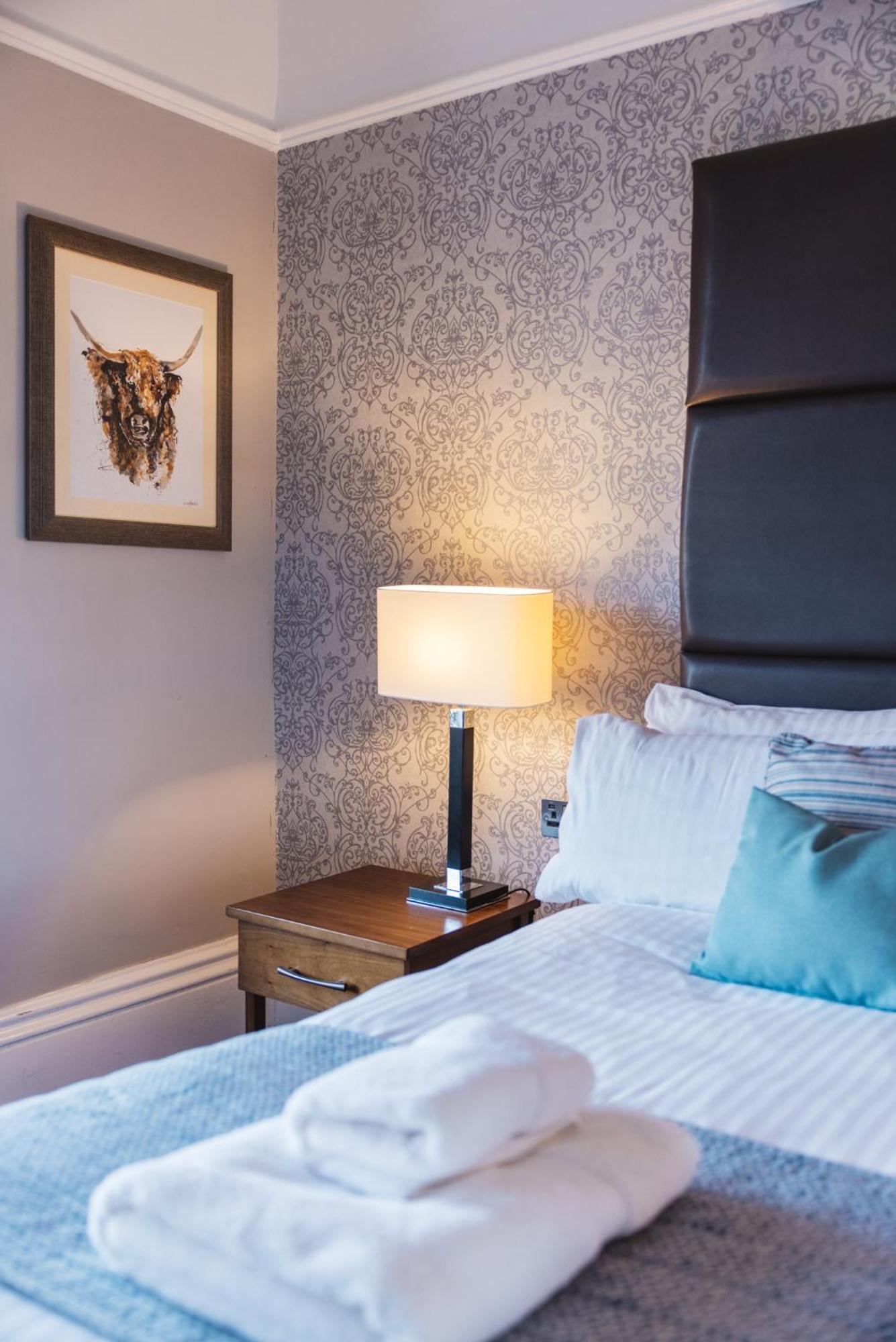 The Portree Hotel מראה חיצוני תמונה