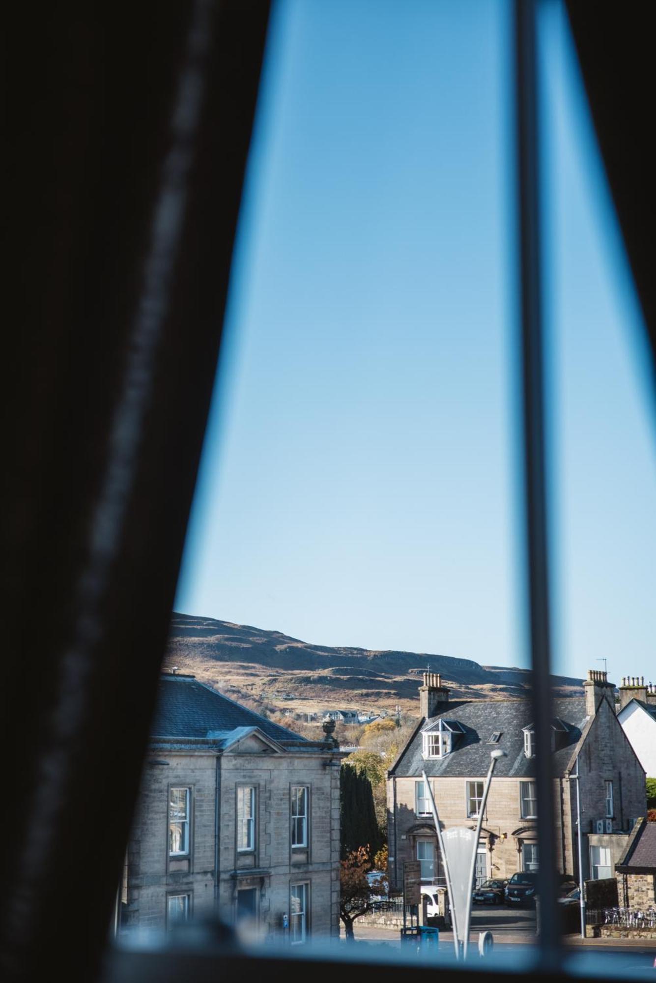 The Portree Hotel מראה חיצוני תמונה