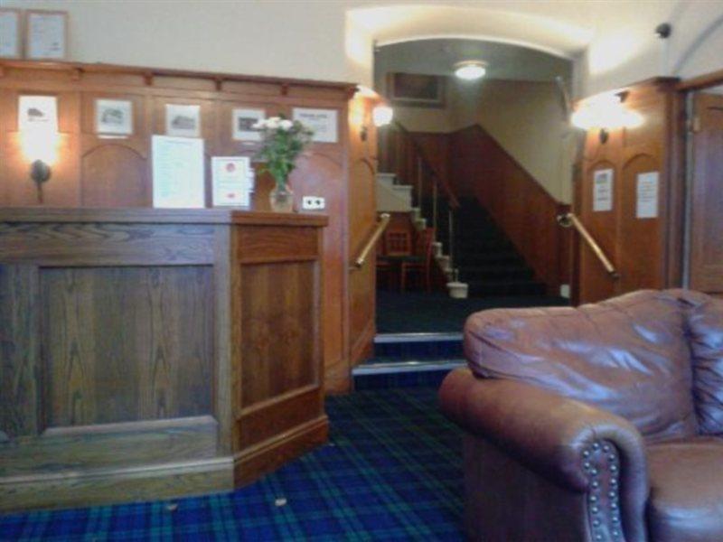 The Portree Hotel מראה חיצוני תמונה